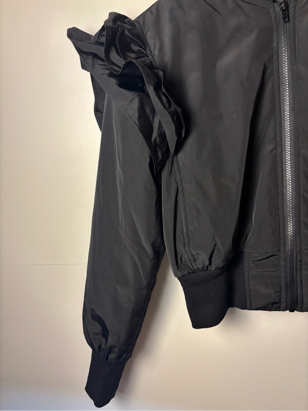 Shop Michelle Vintage Ruffle Shoulder Bomber Jacket - Black, size small - Picture 5 of 13